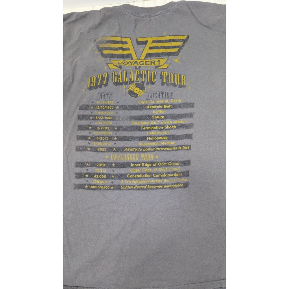 FLAWS Voyager 1 VSauce Exclusive 1977 Galactic Tour Gray T-Shirt Men's Large